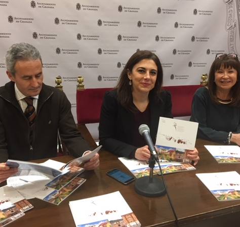©Ayto.Granada: El Ayuntamiento edita una guía turística de la ciudad en la que invita al visitante a emocionarse y disfrutar de Granada ©Ayto.Granada: El Ayuntamiento edita una guía turística de la ciudad en la que invita al visitante a emocionarse y disfrutar de Granada